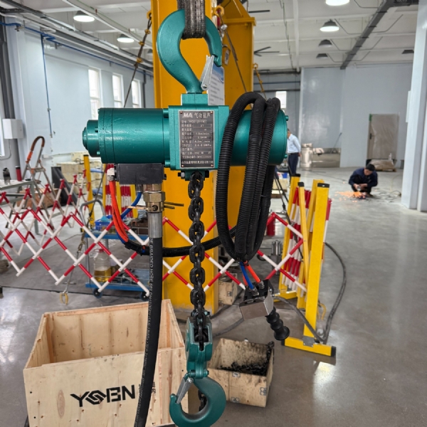 1噸防腐氣動葫蘆 HQ1準(zhǔn)確調(diào)速風(fēng)動葫蘆 提升安全風(fēng)動葫蘆